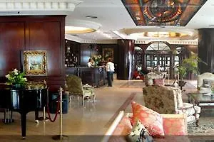 Park Plaza 4* מארבלה